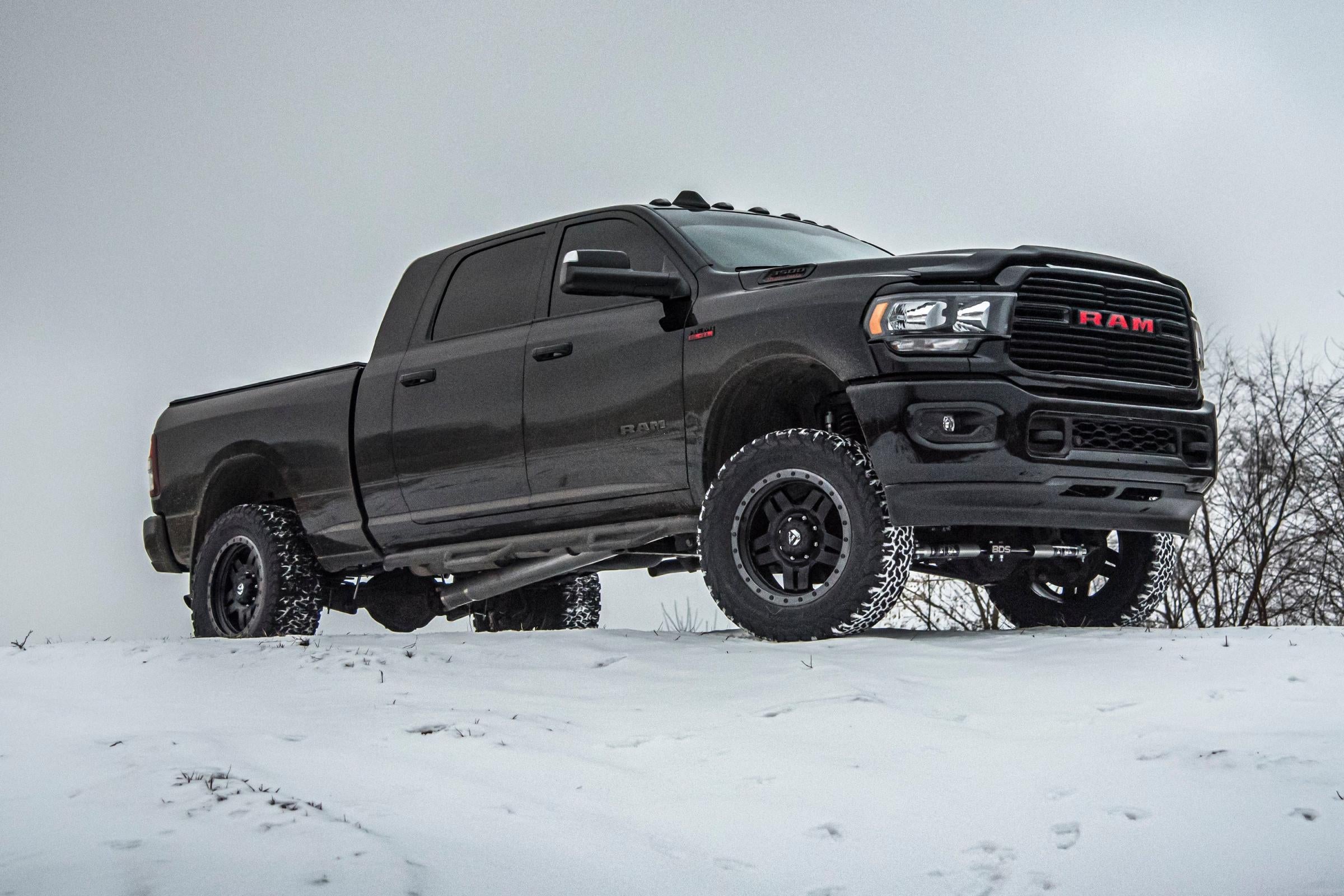 4 Inch Lift Kit w/ Radius Arm 2 Inch Rear Block Ram 3500 19-24 4WD Diesel Without Factory Rear Overload Leaf 8 Bolt NX2 Nitro Shocks